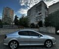 Сірий Пежо 407, об'ємом двигуна 2.2 л та пробігом 260 тис. км за 4300 $, фото 2 на Automoto.ua