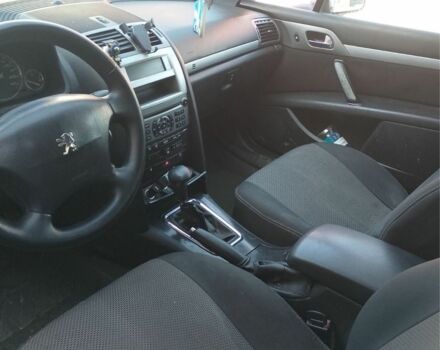 Серый Пежо 407, объемом двигателя 1.7 л и пробегом 500 тыс. км за 3100 $, фото 2 на Automoto.ua