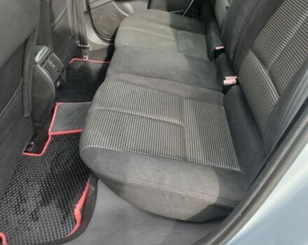 Сірий Пежо 407, об'ємом двигуна 2 л та пробігом 300 тис. км за 2999 $, фото 13 на Automoto.ua