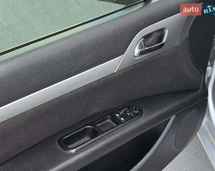 Серый Пежо 407, объемом двигателя 1.8 л и пробегом 111 тыс. км за 4999 $, фото 25 на Automoto.ua