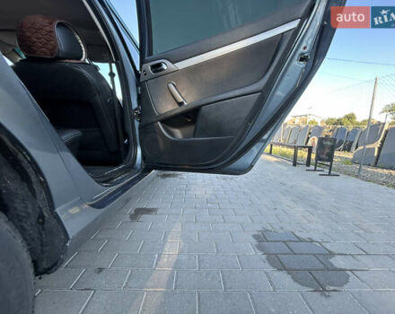 Серый Пежо 407, объемом двигателя 2 л и пробегом 249 тыс. км за 4600 $, фото 16 на Automoto.ua