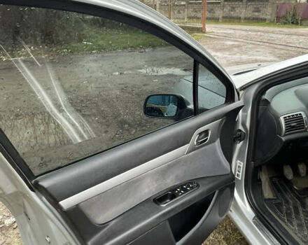 Сірий Пежо 407, об'ємом двигуна 2 л та пробігом 153 тис. км за 3599 $, фото 6 на Automoto.ua