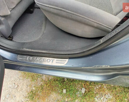 Сірий Пежо 407, об'ємом двигуна 2 л та пробігом 196 тис. км за 4999 $, фото 8 на Automoto.ua