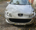 Пежо 407 2008 в Кривом Роге на Automoto.ua Серый Пежо 407, объемом двигателя 1.8 л и пробегом 122 тыс. км за 5200 $, фото 7 на Automoto.ua