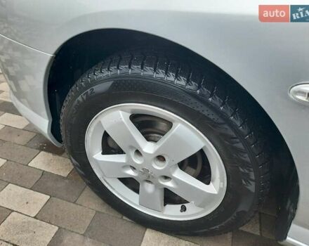 Сірий Пежо 407, об'ємом двигуна 2 л та пробігом 159 тис. км за 5100 $, фото 15 на Automoto.ua