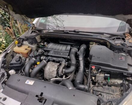 Серый Пежо 407, объемом двигателя 1.6 л и пробегом 999 тыс. км за 1600 $, фото 12 на Automoto.ua