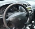 Серый Пежо 407, объемом двигателя 1.9 л и пробегом 320 тыс. км за 4200 $, фото 6 на Automoto.ua