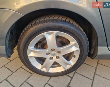 Пежо 407 2005 в Стрые на Automoto.ua Серый Пежо 407, объемом двигателя 2 л и пробегом 240 тыс. км за 3300 $, фото 19 на Automoto.ua