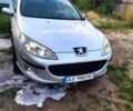Серый Пежо 407, объемом двигателя 1.6 л и пробегом 267 тыс. км за 4500 $, фото 2 на Automoto.ua
