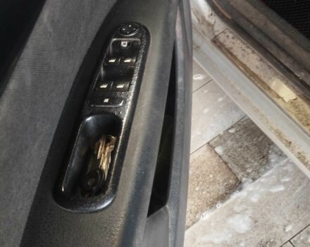 Серый Пежо 407, объемом двигателя 1.7 л и пробегом 232 тыс. км за 3400 $, фото 8 на Automoto.ua