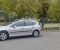 Серый Пежо 407, объемом двигателя 1.75 л и пробегом 390 тыс. км за 5000 $, фото 1 на Automoto.ua