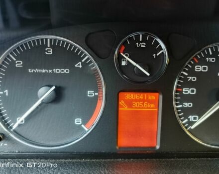 Серый Пежо 407, объемом двигателя 2 л и пробегом 375 тыс. км за 2500 $, фото 2 на Automoto.ua