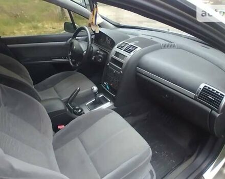 Серый Пежо 407, объемом двигателя 2 л и пробегом 375 тыс. км за 2800 $, фото 8 на Automoto.ua