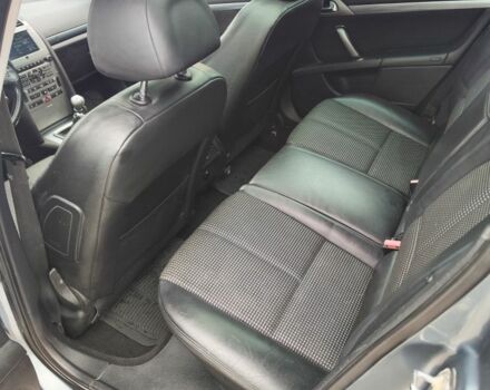 Сірий Пежо 407, об'ємом двигуна 2 л та пробігом 299 тис. км за 2200 $, фото 5 на Automoto.ua