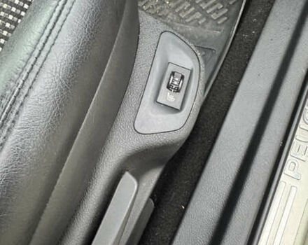 Серый Пежо 407, объемом двигателя 2 л и пробегом 334 тыс. км за 4999 $, фото 26 на Automoto.ua