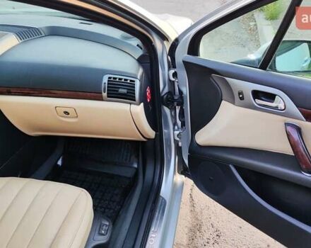 Сірий Пежо 407, об'ємом двигуна 2 л та пробігом 300 тис. км за 3900 $, фото 5 на Automoto.ua