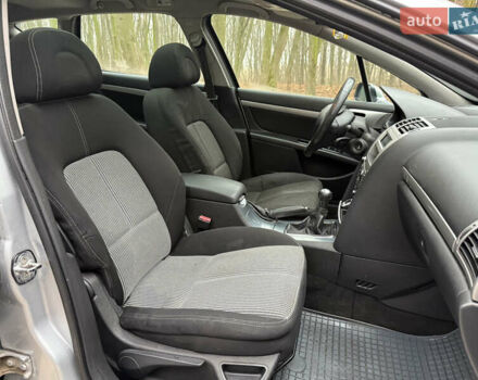 Серый Пежо 407, объемом двигателя 1.56 л и пробегом 299 тыс. км за 3800 $, фото 18 на Automoto.ua