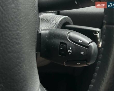 Серый Пежо 407, объемом двигателя 2 л и пробегом 124 тыс. км за 7000 $, фото 23 на Automoto.ua