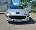 Сірий Пежо 407, об'ємом двигуна 2 л та пробігом 310 тис. км за 5100 $, фото 1 на Automoto.ua
