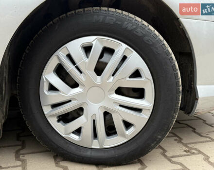 Сірий Пежо 407, об'ємом двигуна 1.56 л та пробігом 298 тис. км за 3799 $, фото 13 на Automoto.ua