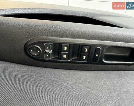 Пежо 407 2007 в Одессе на Automoto.ua Серый Пежо 407, объемом двигателя 2 л и пробегом 291 тыс. км за 3740 $, фото 8 на Automoto.ua