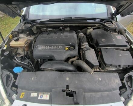 Серый Пежо 407, объемом двигателя 2 л и пробегом 250 тыс. км за 4362 $, фото 6 на Automoto.ua