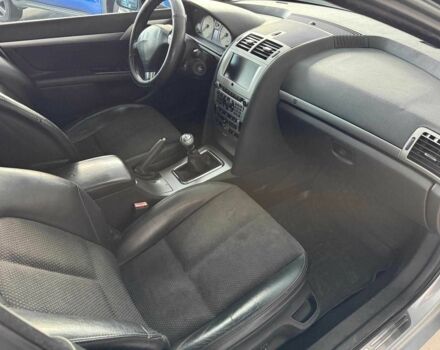 Сірий Пежо 407, об'ємом двигуна 2 л та пробігом 291 тис. км за 3990 $, фото 9 на Automoto.ua