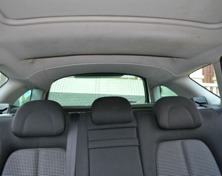 Серый Пежо 407, объемом двигателя 2 л и пробегом 250 тыс. км за 4362 $, фото 14 на Automoto.ua