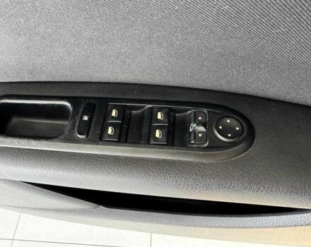 Сірий Пежо 407, об'ємом двигуна 2 л та пробігом 291 тис. км за 3990 $, фото 8 на Automoto.ua