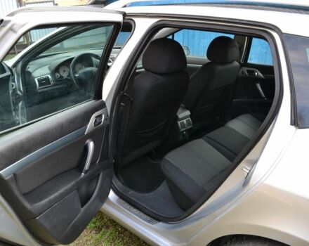 Серый Пежо 407, объемом двигателя 2 л и пробегом 250 тыс. км за 4362 $, фото 1 на Automoto.ua