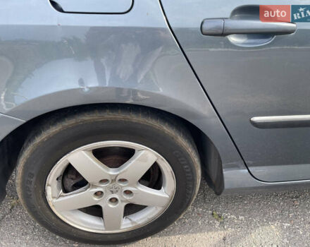 Серый Пежо 407, объемом двигателя 2 л и пробегом 290 тыс. км за 4500 $, фото 6 на Automoto.ua