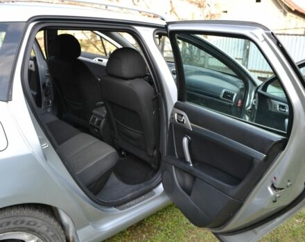 Серый Пежо 407, объемом двигателя 2 л и пробегом 250 тыс. км за 4362 $, фото 4 на Automoto.ua