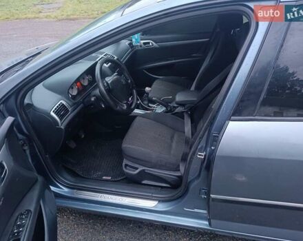 Серый Пежо 407, объемом двигателя 2 л и пробегом 220 тыс. км за 2950 $, фото 9 на Automoto.ua