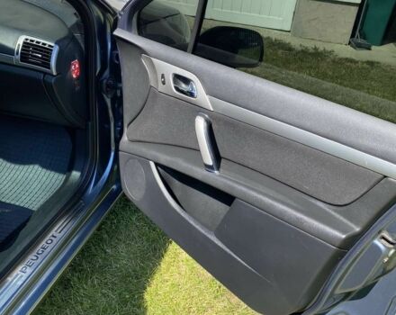 Серый Пежо 407, объемом двигателя 1.6 л и пробегом 300 тыс. км за 5900 $, фото 15 на Automoto.ua