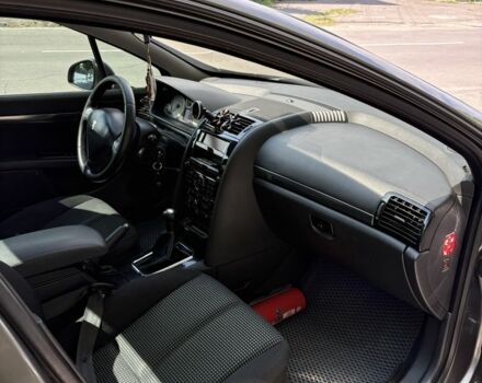 Сірий Пежо 407, об'ємом двигуна 1.6 л та пробігом 260 тис. км за 5000 $, фото 9 на Automoto.ua