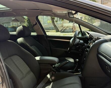 Сірий Пежо 407, об'ємом двигуна 1.6 л та пробігом 260 тис. км за 5000 $, фото 10 на Automoto.ua