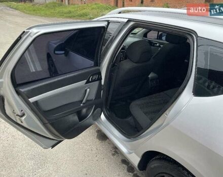 Серый Пежо 407, объемом двигателя 2 л и пробегом 317 тыс. км за 6500 $, фото 9 на Automoto.ua