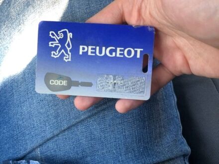 Пежо 407 2004 в Одессе на Automoto.ua Серый Пежо 407, объемом двигателя 1.6 л и пробегом 0 тыс. км за 3250 $, фото 1 на Automoto.ua