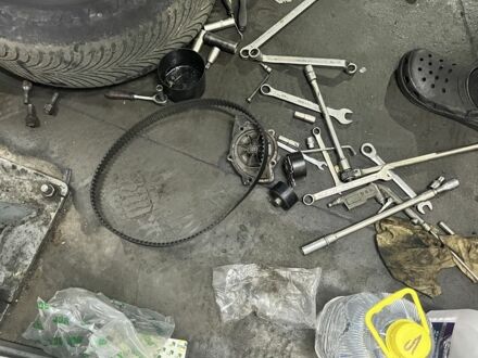 Серый Пежо 407, объемом двигателя 2 л и пробегом 424 тыс. км за 3700 $, фото 1 на Automoto.ua