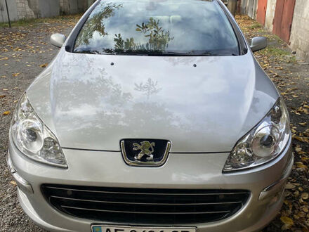 Пежо 407 2008 в Кривом Роге на Automoto.ua Серый Пежо 407, объемом двигателя 1.8 л и пробегом 122 тыс. км за 5200 $, фото 1 на Automoto.ua