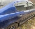 Синий Пежо 407, объемом двигателя 1.7 л и пробегом 250 тыс. км за 900 $, фото 3 на Automoto.ua
