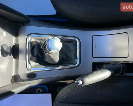 Синий Пежо 407, объемом двигателя 2 л и пробегом 255 тыс. км за 5200 $, фото 13 на Automoto.ua