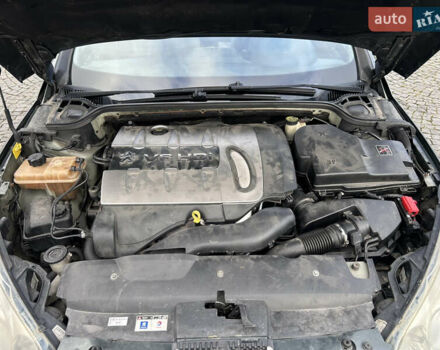 Зелений Пежо 407, об'ємом двигуна 2.7 л та пробігом 285 тис. км за 3950 $, фото 13 на Automoto.ua