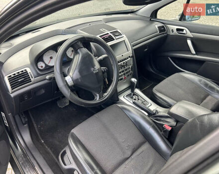 Зелений Пежо 407, об'ємом двигуна 2.7 л та пробігом 285 тис. км за 3950 $, фото 7 на Automoto.ua