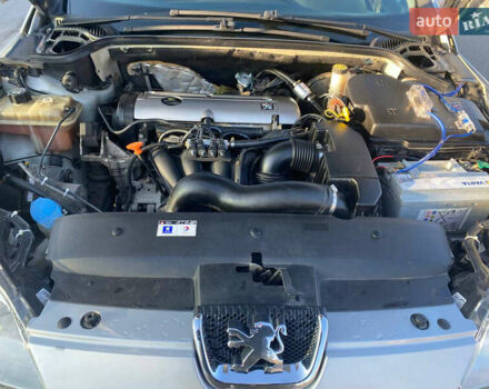 Зелений Пежо 407, об'ємом двигуна 2.2 л та пробігом 218 тис. км за 4400 $, фото 7 на Automoto.ua