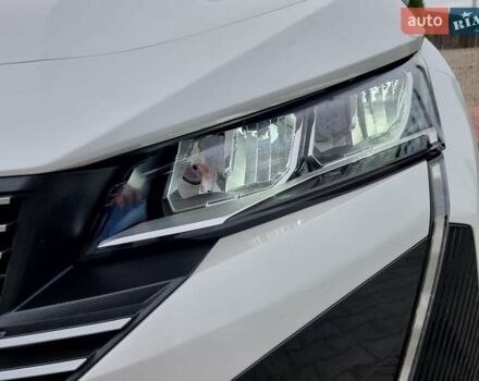 Белый Пежо 408, объемом двигателя 1.6 л и пробегом 14 тыс. км за 30499 $, фото 27 на Automoto.ua