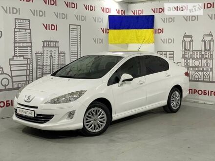 Пежо 408 2012 в Киеве на Automoto.ua Белый Пежо 408, объемом двигателя 1.6 л и пробегом 178 тыс. км за 7485 $, фото 1 на Automoto.ua