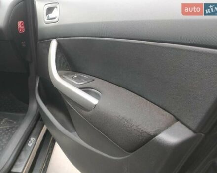 Чорний Пежо 408, об'ємом двигуна 1.6 л та пробігом 187 тис. км за 6800 $, фото 12 на Automoto.ua