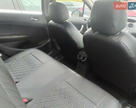 Чорний Пежо 408, об'ємом двигуна 1.6 л та пробігом 187 тис. км за 6800 $, фото 17 на Automoto.ua