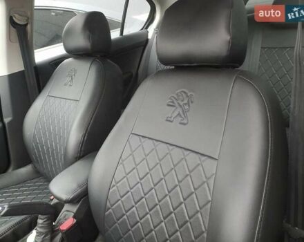 Чорний Пежо 408, об'ємом двигуна 1.6 л та пробігом 187 тис. км за 6800 $, фото 24 на Automoto.ua